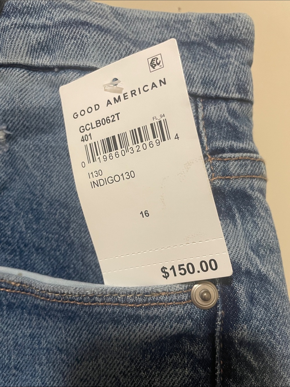 Good American Jeans - Picture 7 of 7
